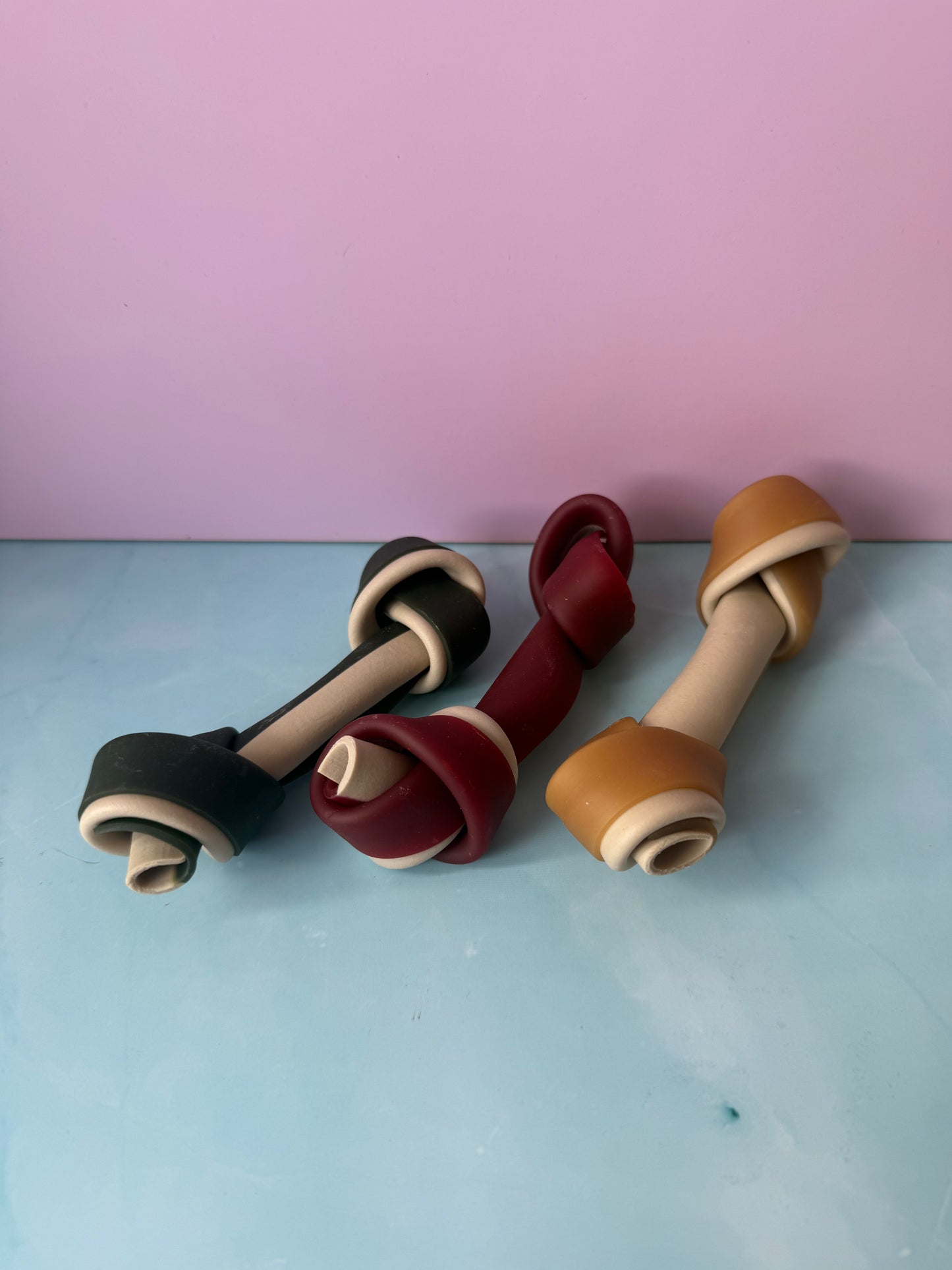 Veggie knotted bone